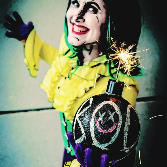 Meet your Posher, Lacy - Picture 2 of 6